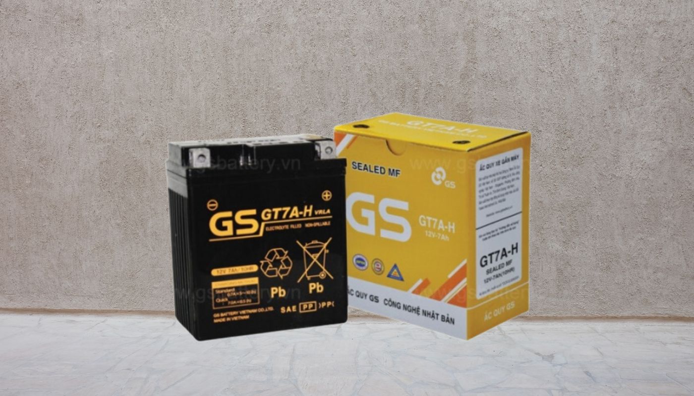 Review ắc quy xe máy tại Ắc Quy Việt Nhật model GS CT7A